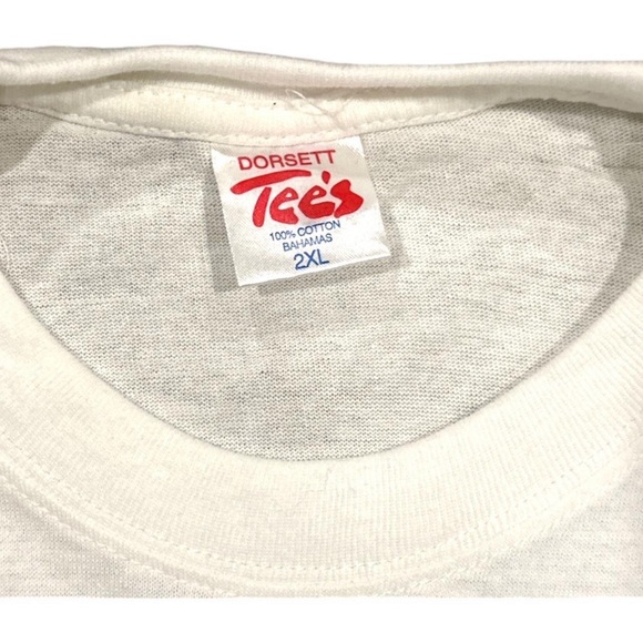 70's Dorsett Tee's 'Nassau Bahamas' Graphic Tee - Picture 4 of 5